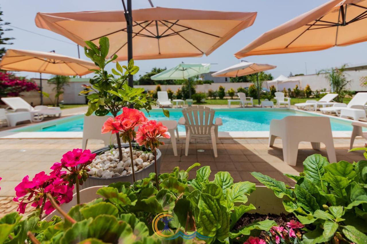 Villa Leonardo San Foca - Room, Pool & Restaurant Exteriér fotografie