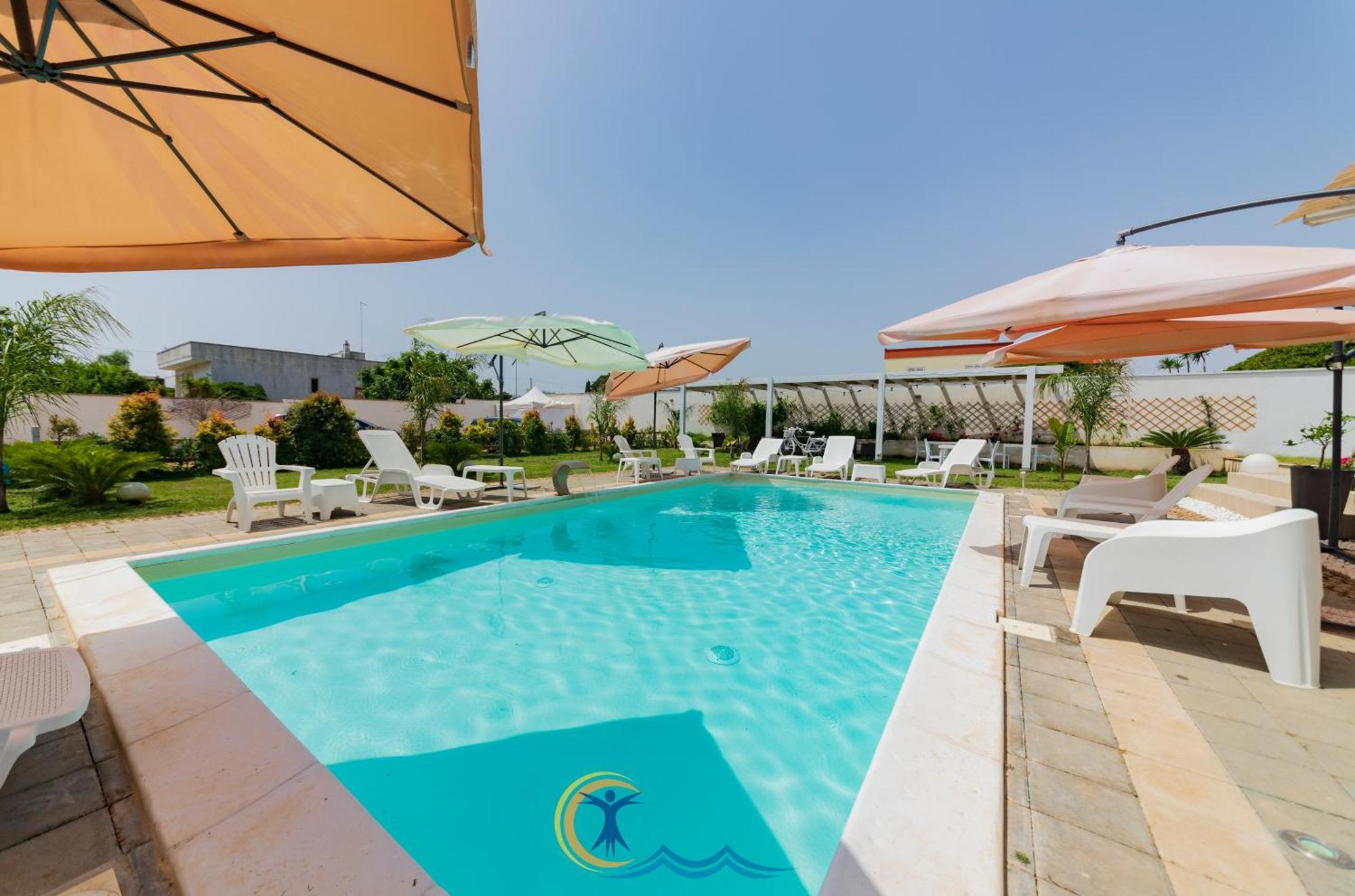 Villa Leonardo San Foca - Room, Pool & Restaurant Exteriér fotografie