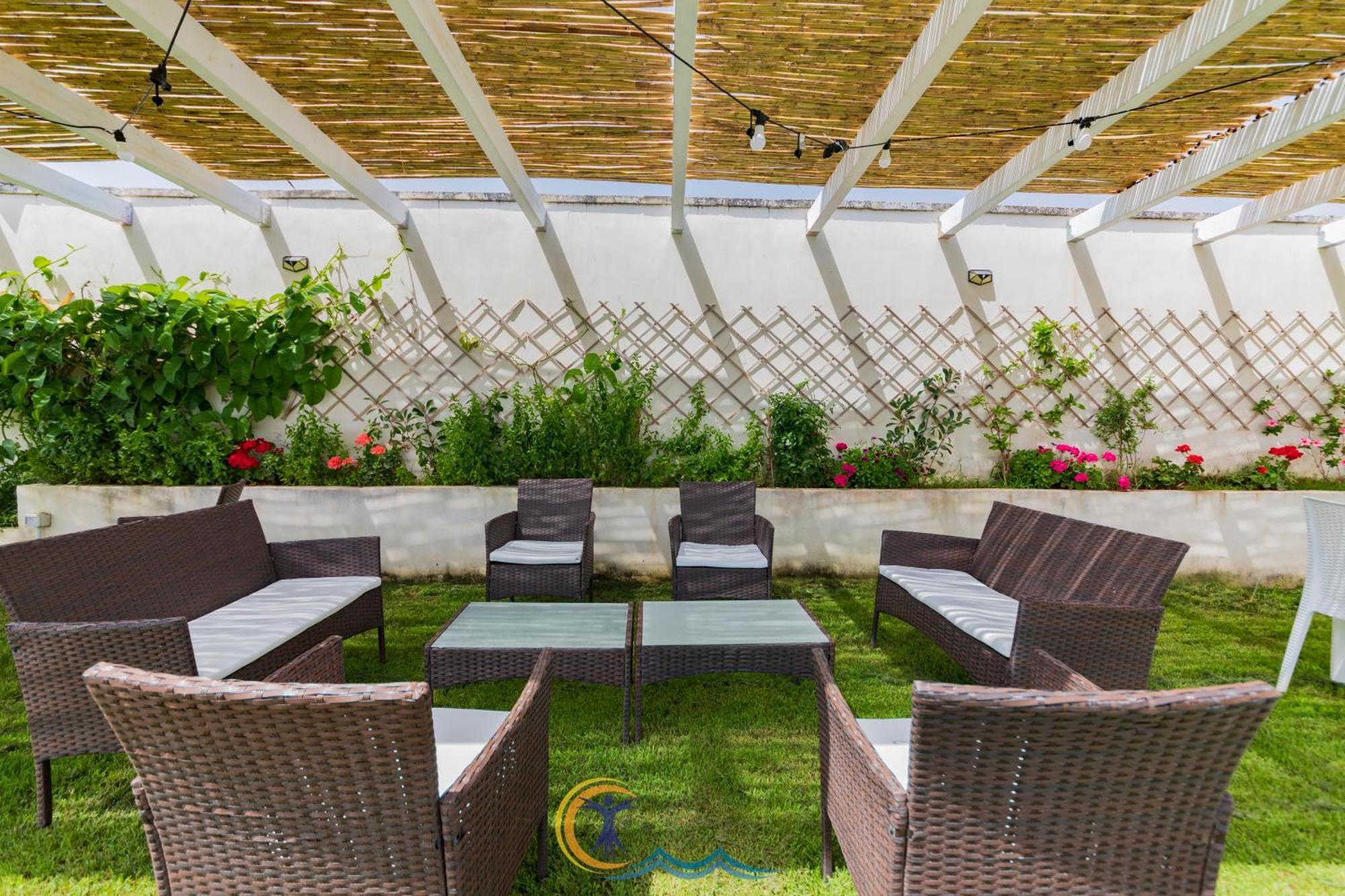Villa Leonardo San Foca - Room, Pool & Restaurant Exteriér fotografie