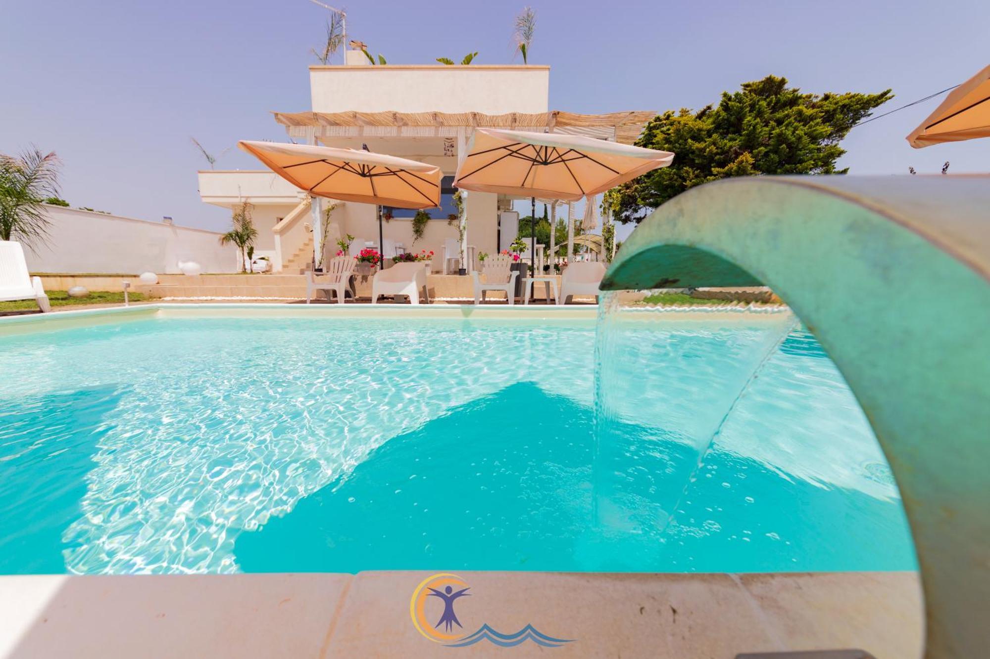 Villa Leonardo San Foca - Room, Pool & Restaurant Exteriér fotografie